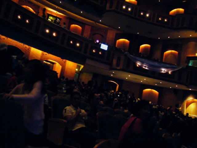 [Inside+Istana+Budaya.JPG]