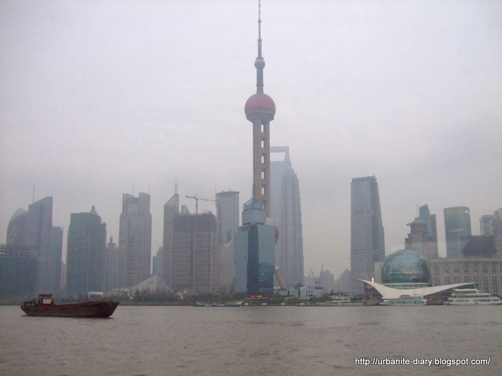 [Shanghai+Pudong+5.JPG]