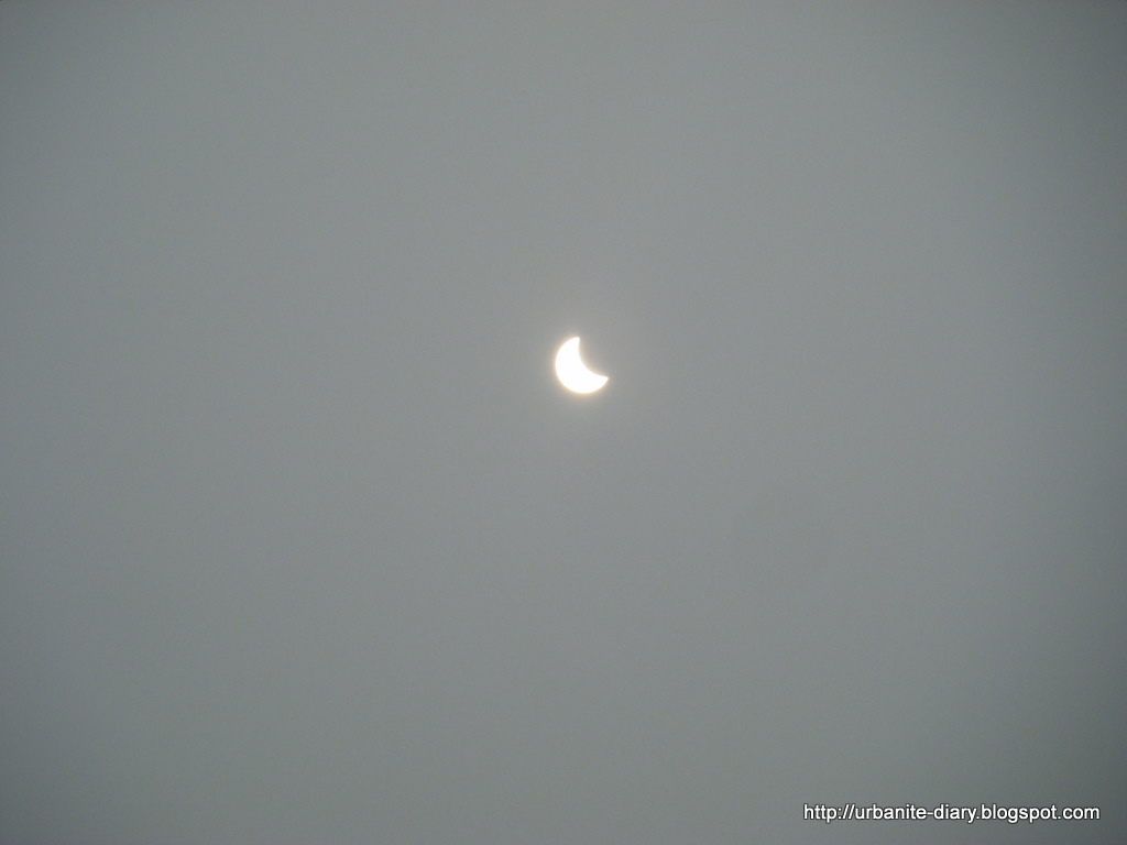 [Partial+Solar+Eclipse+in+Tianjin.JPG]