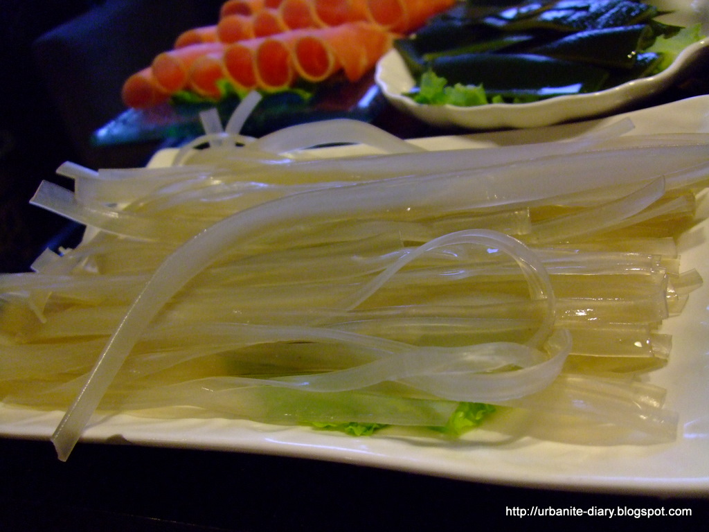 [Chinese+Fat+Noodles.JPG]