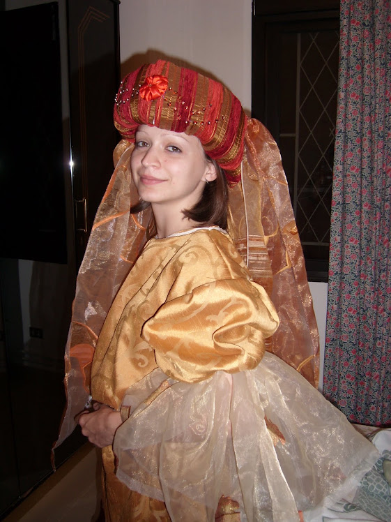 costume oriental