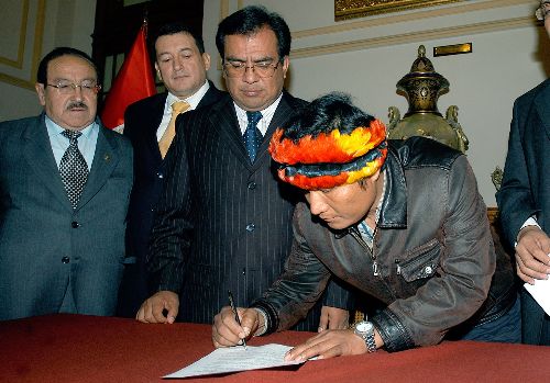 [FIRMA.jpg]