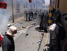 [protestas_tacna_radio_uno_3.jpg]