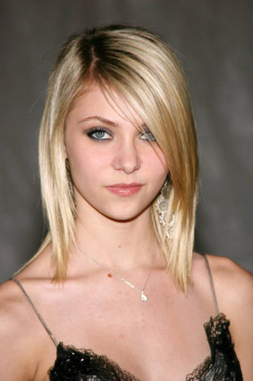 [taylor-momsen.jpg]