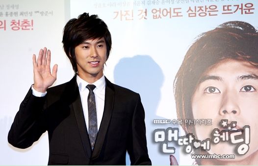 [fb43ca8bea818f39c9fc7a6b.jpg]