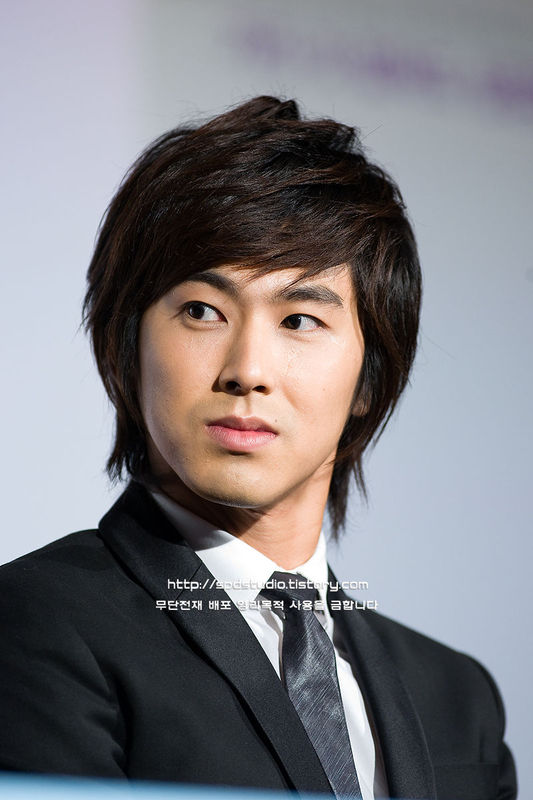 [71c6f0d49568e3ef51da4b01.jpg]