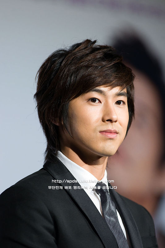 [584d752e7d2816131f3089e4.jpg]