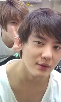 [1251646614_colors4.jpg]