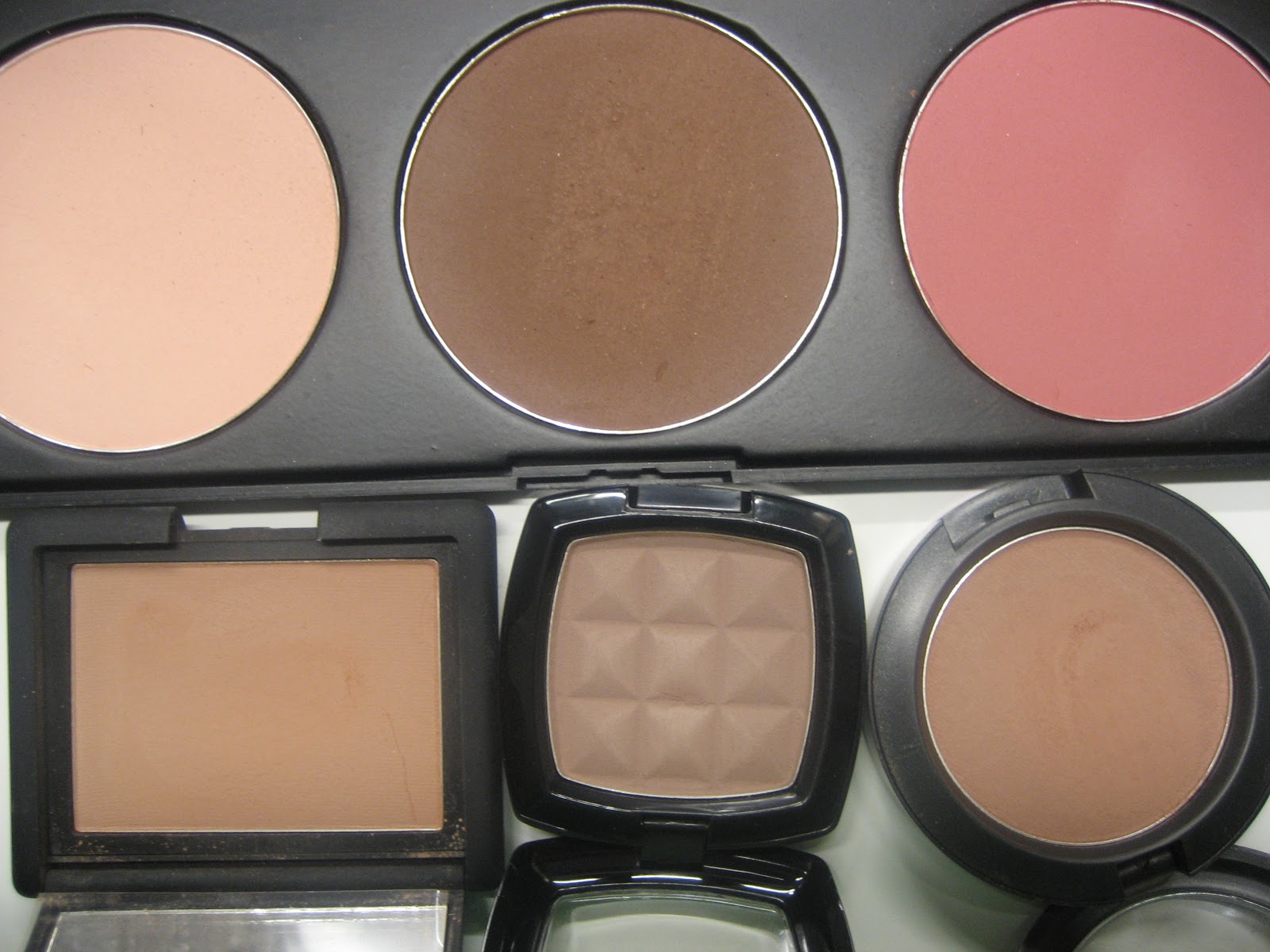 delicate hummingbird. NYX blush in "Taupe"