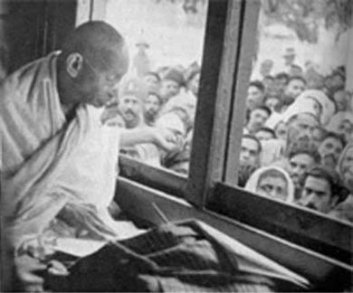 Gandhi On Train