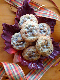 Toasted Pecan Chocolate Chip Cookie