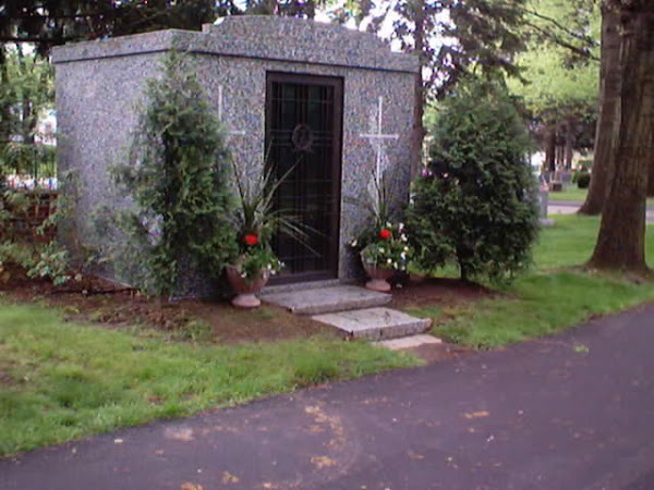 Zucco Mausoleum