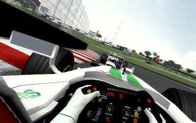 MySimscreens.blogspot.com - Only the driver is closer! Button+Interlagos
