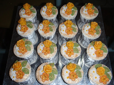 pictures of cupcakes to color. Cupcakes for Engagement