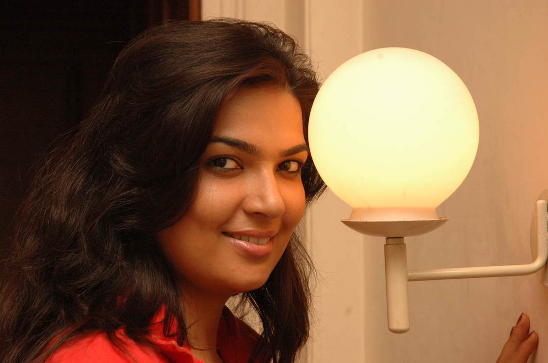 [Nayani+Dikshit+(6)-749723.jpg]