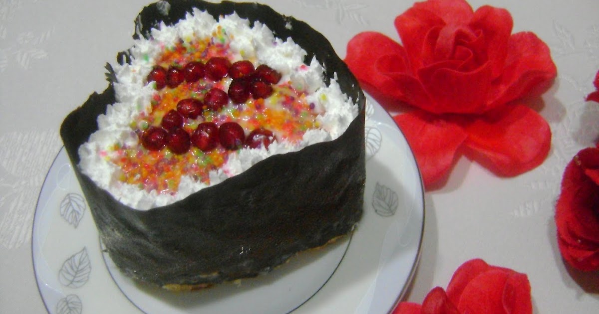 Yemek tarifleri KALP YAŞ PASTA