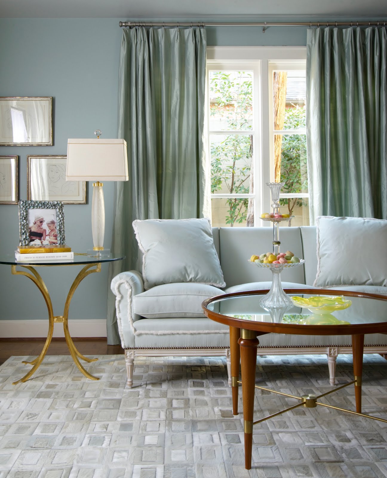 Jan Showers Showering Us with Glamorous Inspiration and a Giveaway!