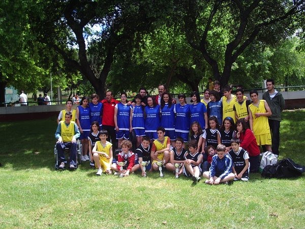 Escuela Municipal de Baloncesto de Peal de Becerro