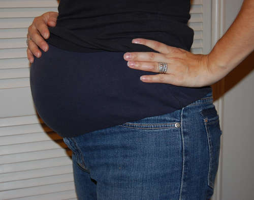 [maternityjeans.jpg]