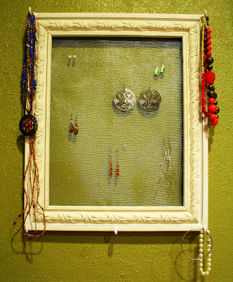 frame jewelry