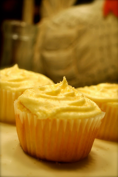 Mango and Lime Cupcakes...
