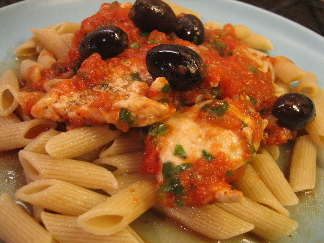 Mat och odla Snabblagad kyckling i tomatsås