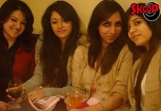 [Pakisthan+Collge+girls+photos+pictures+(14).jpg]