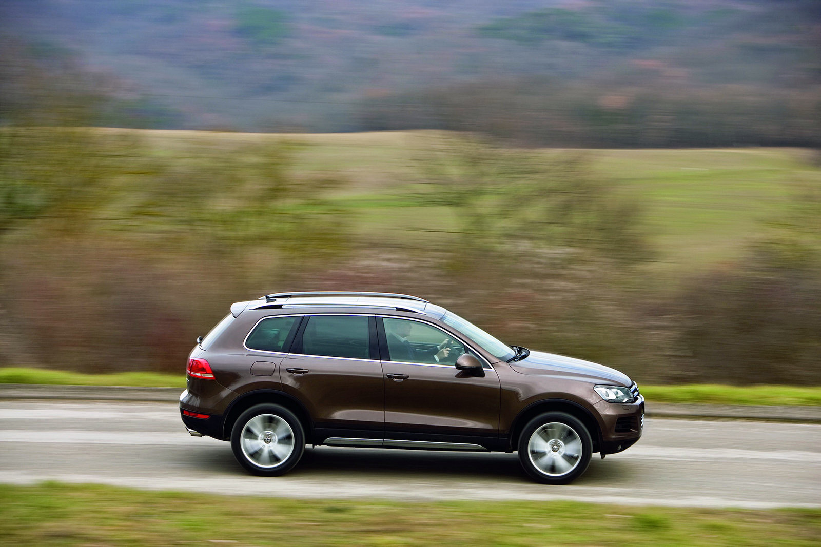 [2011-Volkswahen-Touareg-266.jpg]