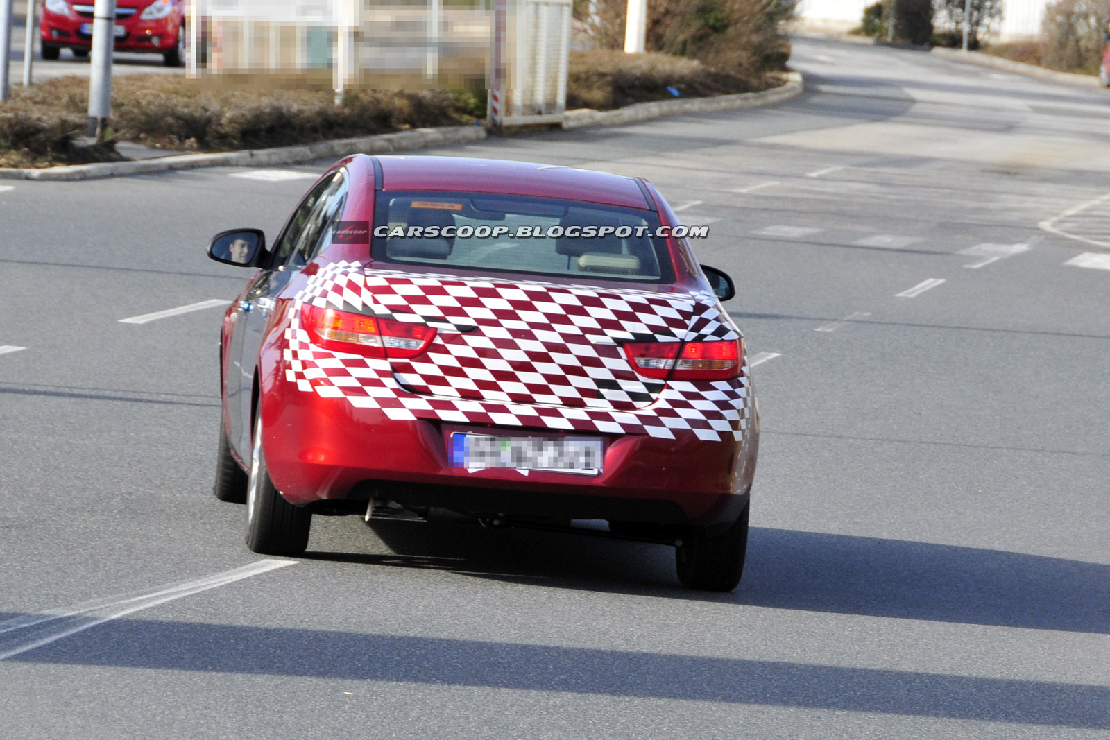 [2012-Buick-Small-Sedan-6.jpg]