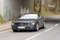 2012-Mercedes-Benz-SL-163.jpg