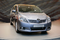 2010 Toyota Verso MPV 