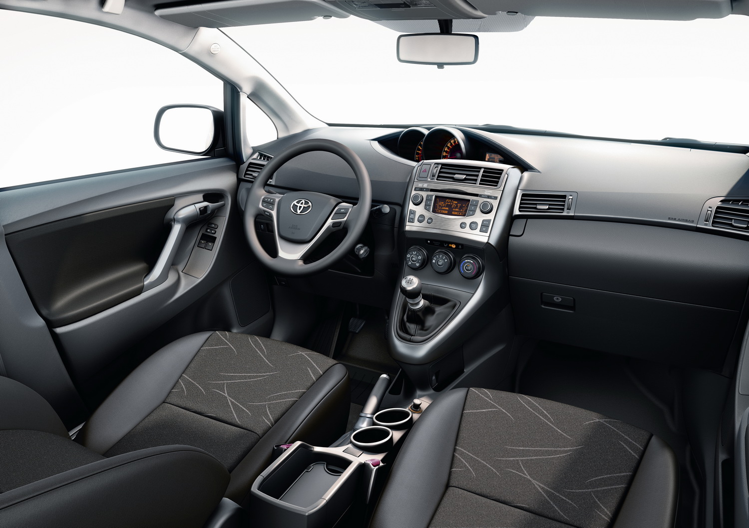 [2010-Toyota-Verso-25.jpg]