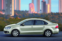 2011-Volkswagen-Polo-4.jpg