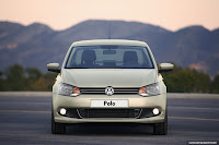2011-VW-Polo-Sedan-16.JPG