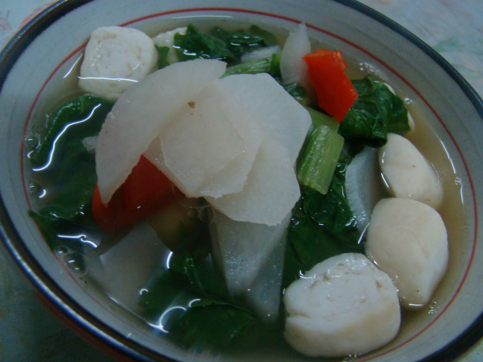 Semuanya di LiL dapur Siti ^_^ Resipi Sup Sawi Lobak