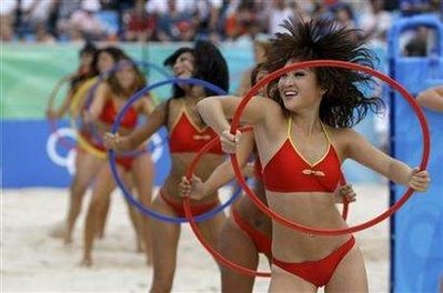 [china-cheerleader.jpg]