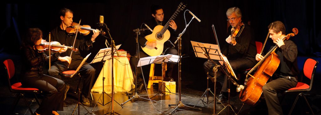 Conciertos y cursos // Concerts and courses