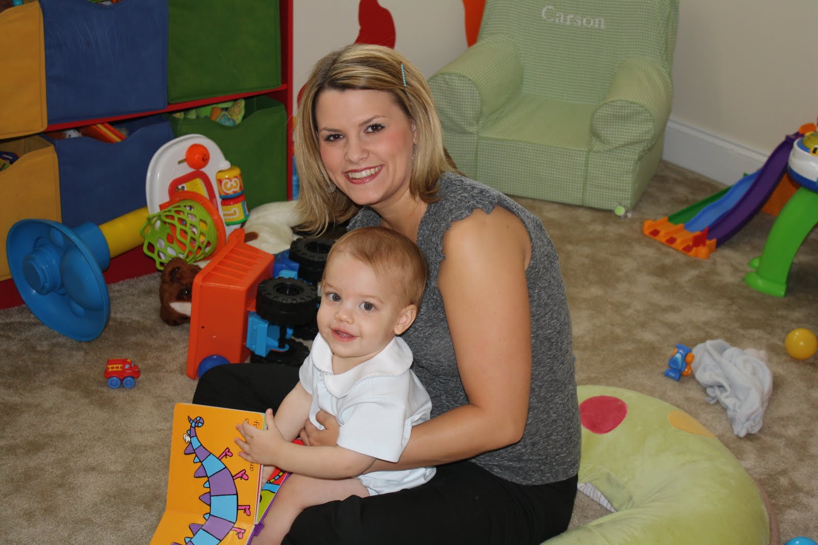 Reading with mommy Hanging with the Hewitts by Caycee Hewitt