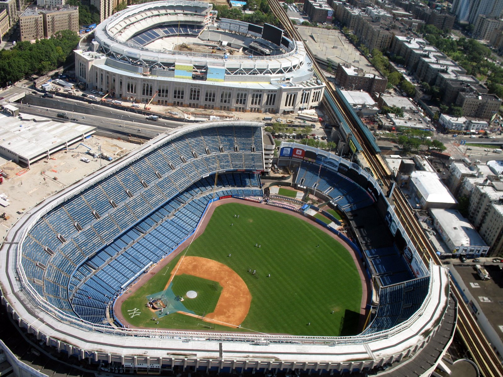New Yankee Stadium & Citi Field pics edit * 11/17 NEW PICS pg 12 Page 7 NikeTalk
