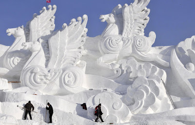 Les Saisons - Page 9 Harbin_pics_809+neige+sculpture