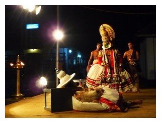 [Kathakali1060647_resize.JPG]