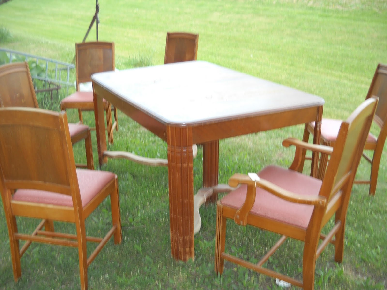 simply iowa 1940's Table and Chairs....