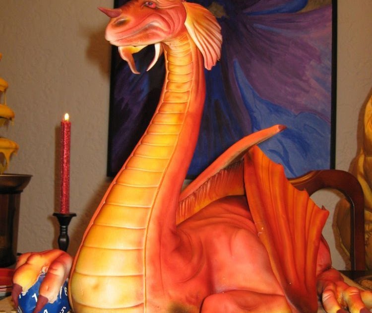 Fresh Pics: Dragon Cake