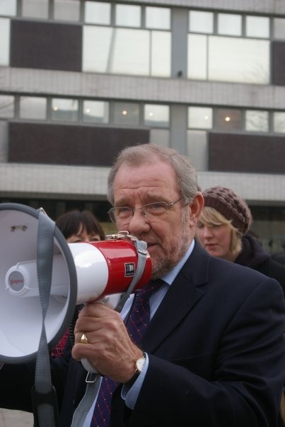 [cabornmegaphone.jpg]