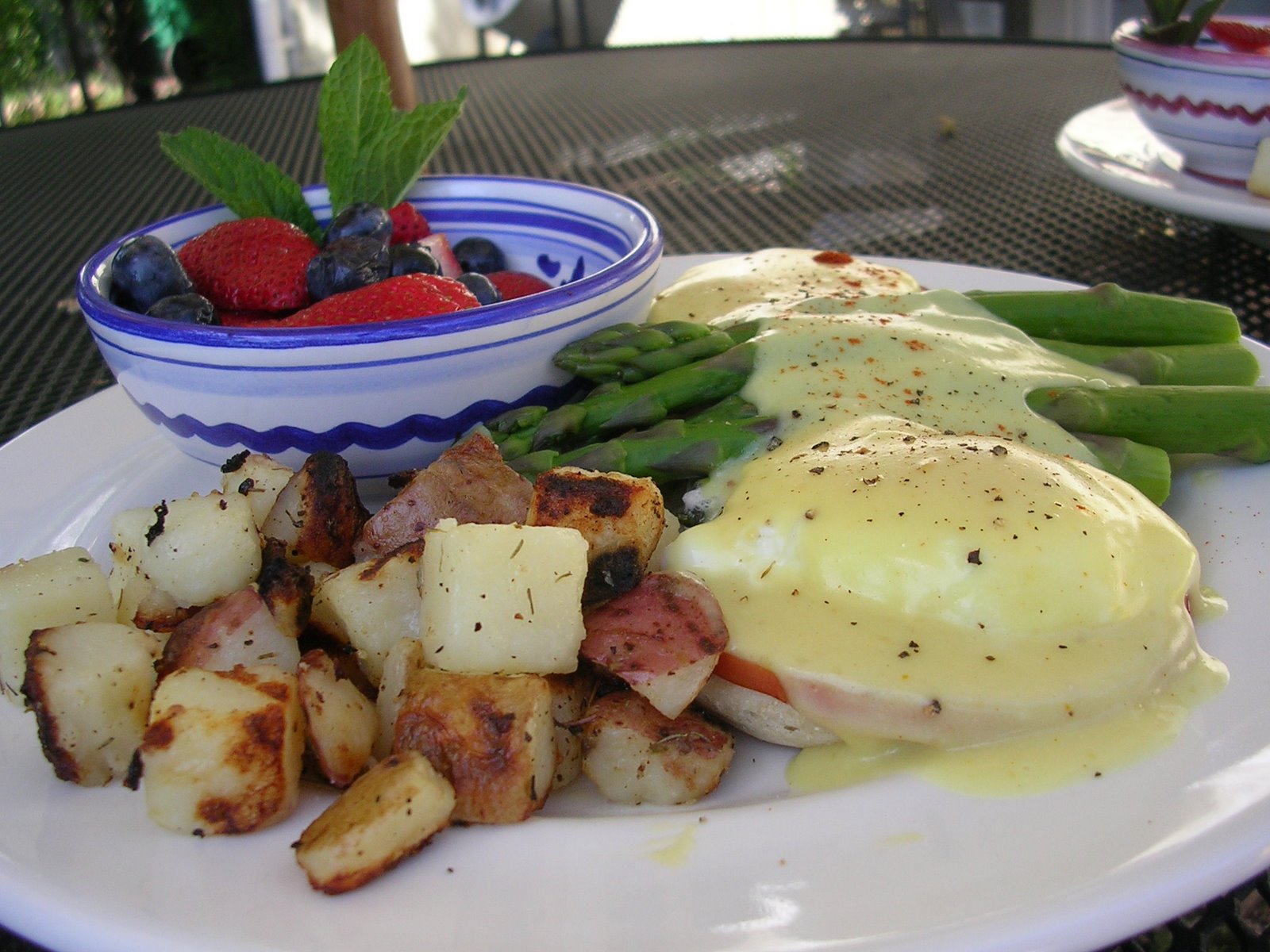 [Eggs+Bennie.JPG]