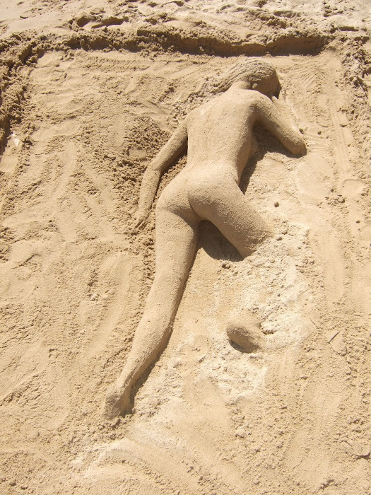 (Rodolfo Orecchio) Altro particolare statua di sabbia grandezza naturale