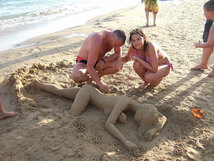 scultura di sabbia 2^ DONNA 2009 (concorso sulla saggia Realmonte)