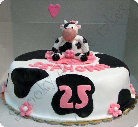 Girly Birthday Cakes on Snooky Doodle Cakes  Girly Cow Cake