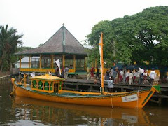 SAMPAN TRADISIONAL