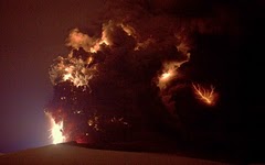 flashing volcanic dark cloud